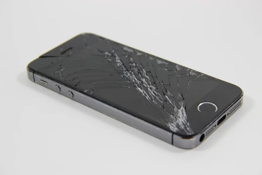 how to fix a cracked phone screen