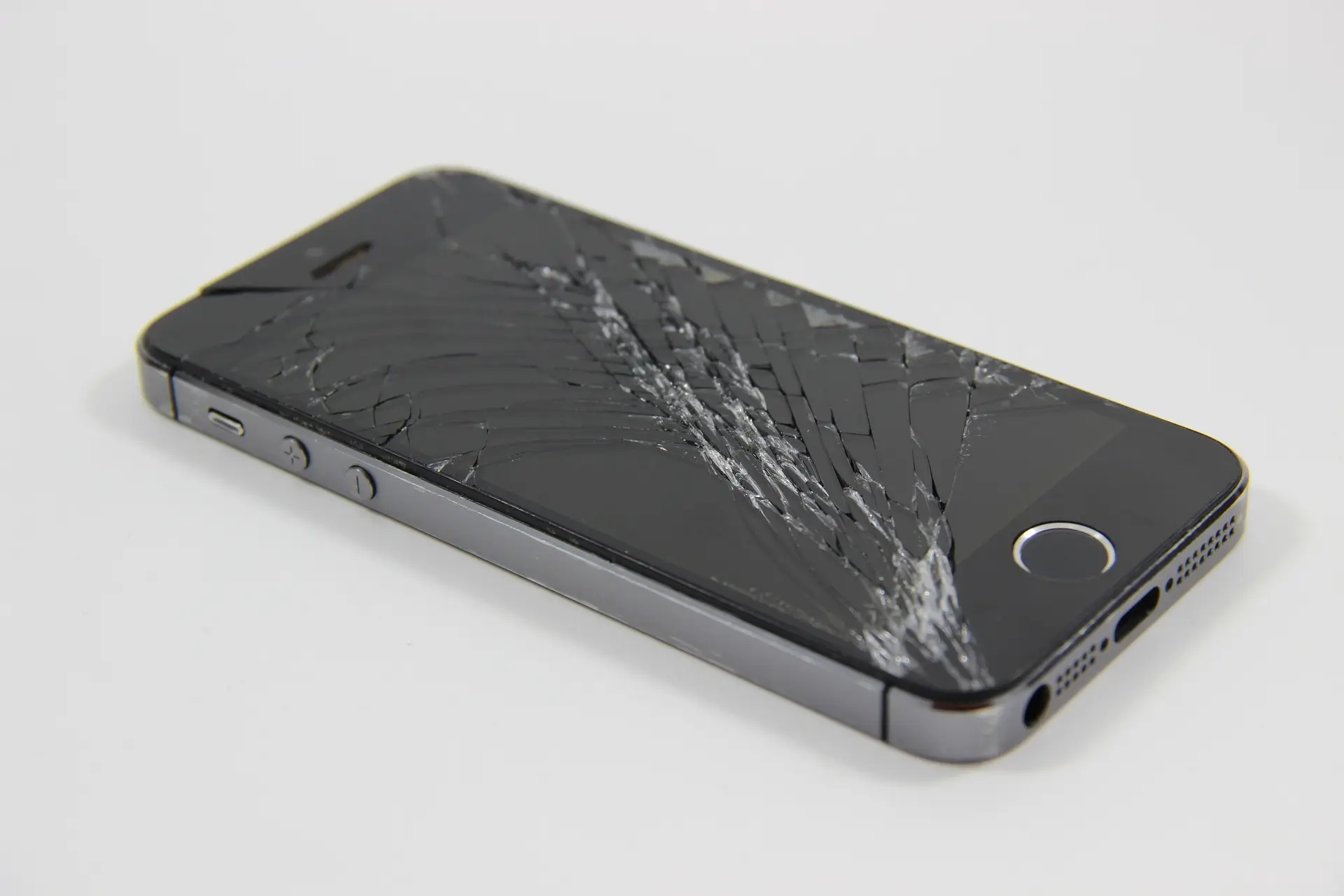 how to fix a cracked phone screen